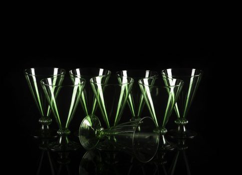 8 glasses '500 green
